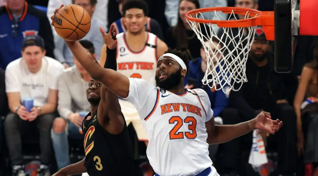mitchell robinson