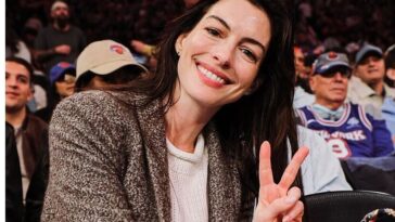 anne hathaway knicks