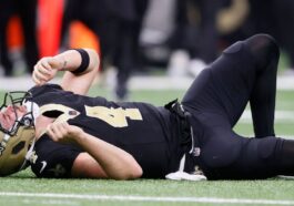 derek carr retirement