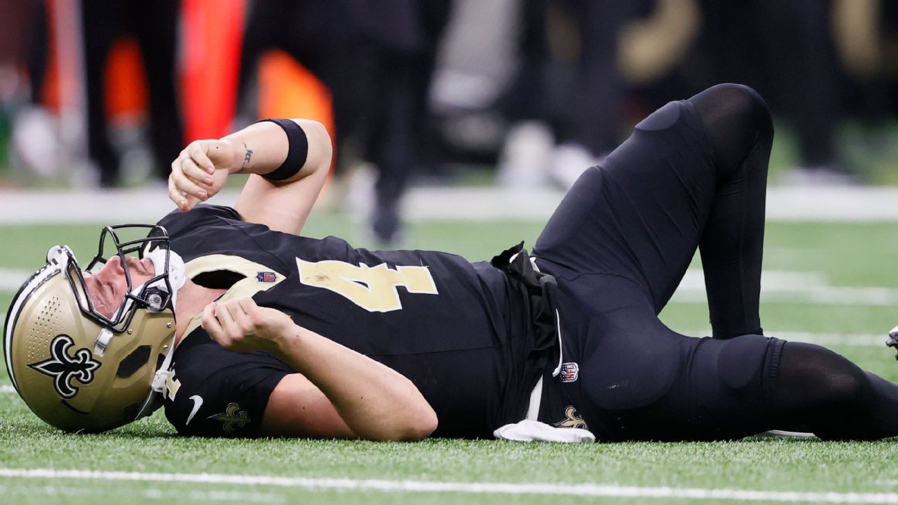 derek carr retirement