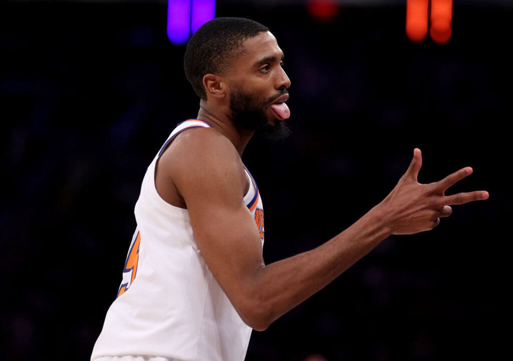 mikal bridges contract extension