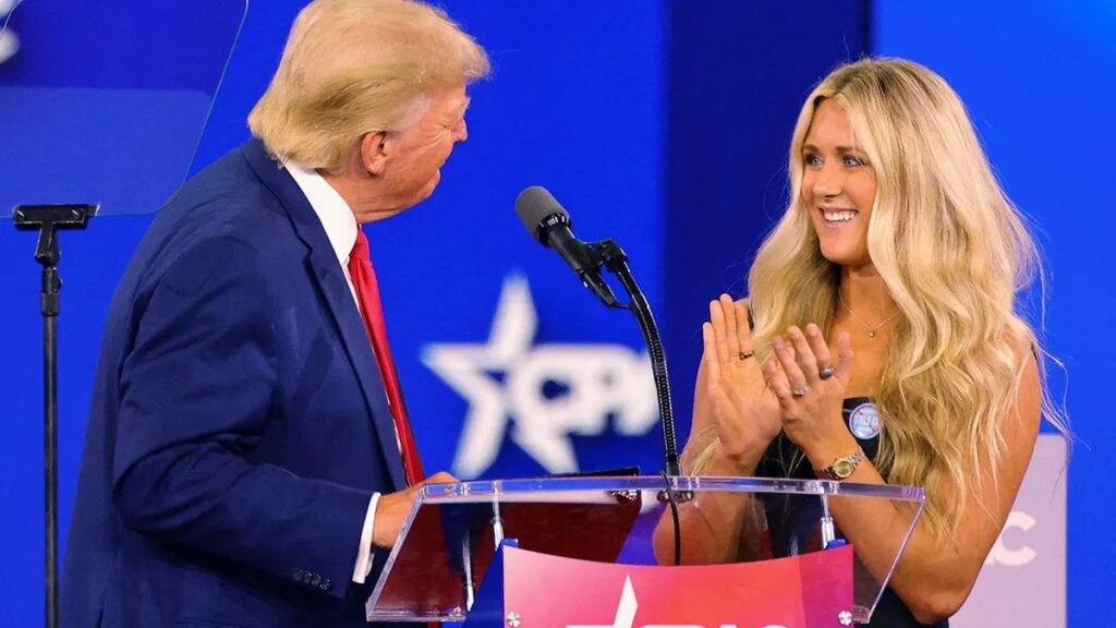 laura loomer eats dog food