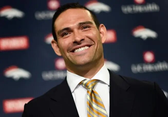 mark sanchez stabbed