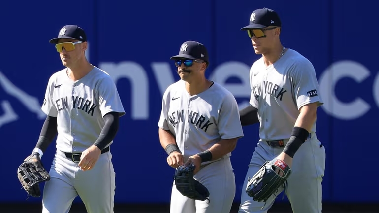 yankees outfield